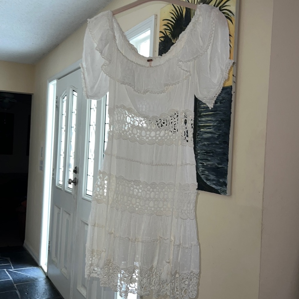 Free People eyelet tassel tie White Dress size 8 womens